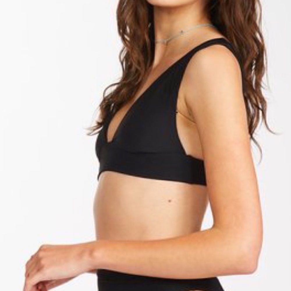 Billabong Sol Searcher Plunge Bikini Top Size S Black Solid - Picture 2 of 6